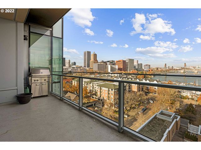 1930 S River Dr W1001, Portland, OR 97201