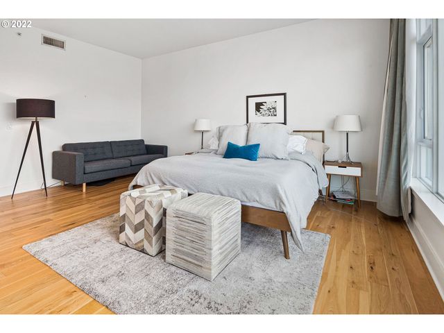 1930 S River Dr W1001, Portland, OR 97201