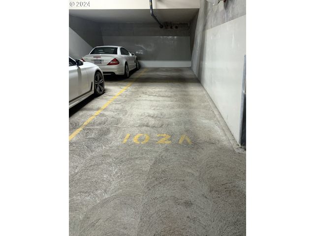 1930 S River Dr W1001, Portland, OR 97201