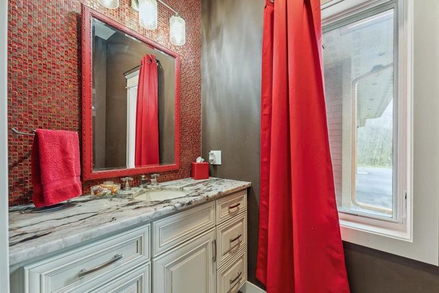 E7521 N Reedsburg Road, Reedsburg, WI 53959