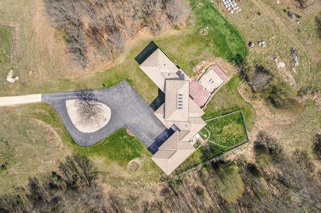 E7521 N Reedsburg Road, Reedsburg, WI 53959