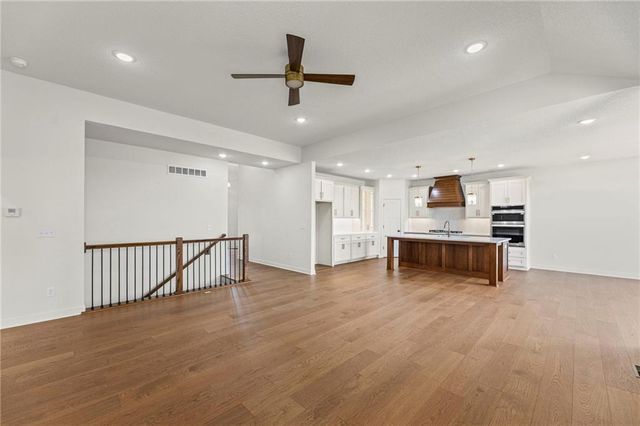 4467 Tee Box Drive, Basehor, KS 66007