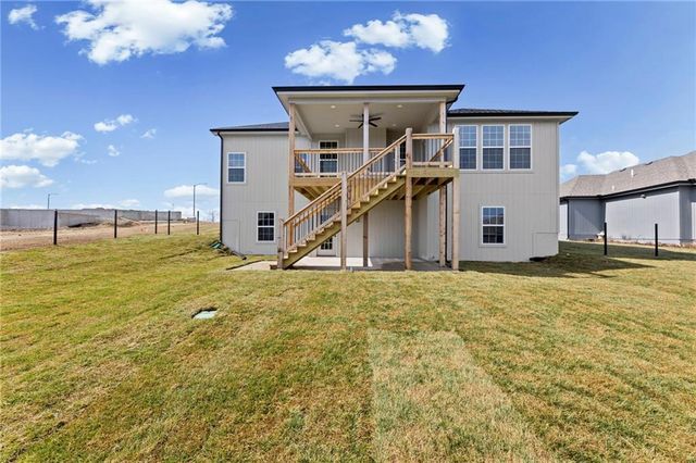 4467 Tee Box Drive, Basehor, KS 66007
