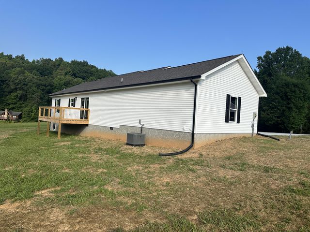 2520 Schisandra Lane, Cosby, TN 37722