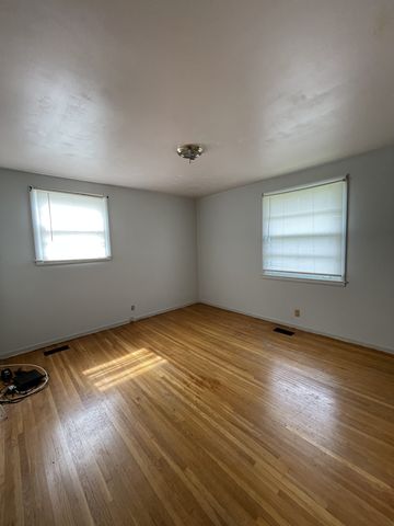 313 Bonnaridge Dr, Hermitage, TN 37076