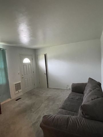 313 Bonnaridge Dr, Hermitage, TN 37076