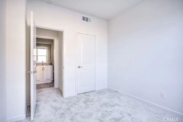 15812 Caterpillar Dr, Fontana, CA 92336