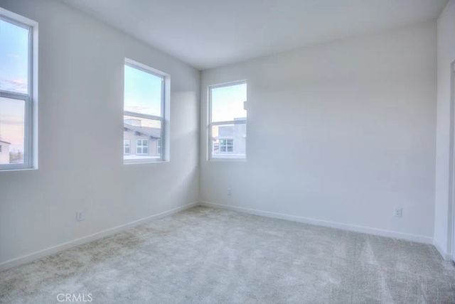 15812 Caterpillar Dr, Fontana, CA 92336
