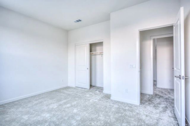 15812 Caterpillar Dr, Fontana, CA 92336