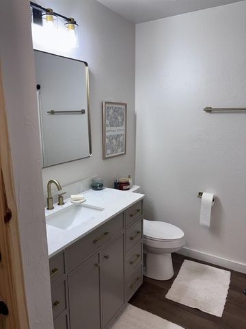 4208 Notting Hill Drive, Moore, OK 73160