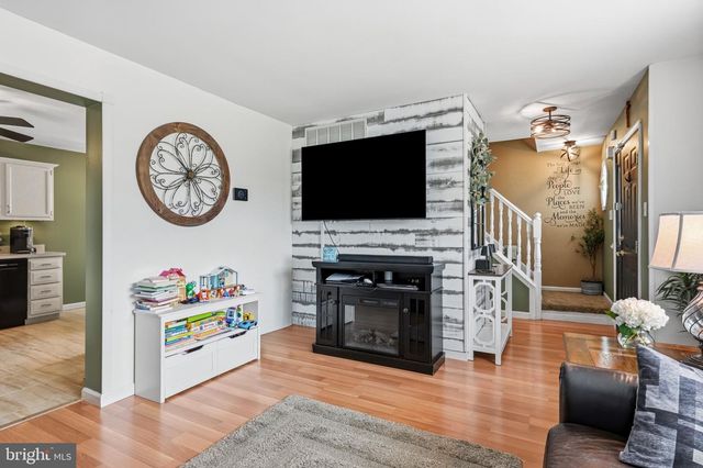 217 W MADISON AVE, Magnolia, NJ 08049