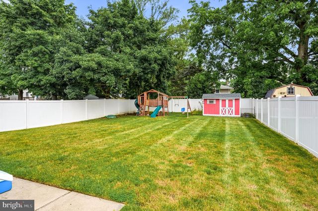 217 W MADISON AVE, Magnolia, NJ 08049