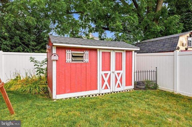 217 W MADISON AVE, Magnolia, NJ 08049