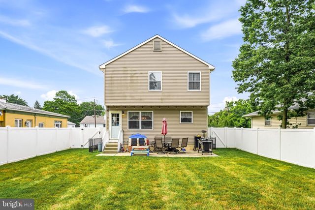 217 W MADISON AVE, Magnolia, NJ 08049