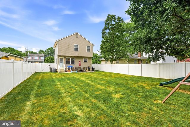 217 W MADISON AVE, Magnolia, NJ 08049
