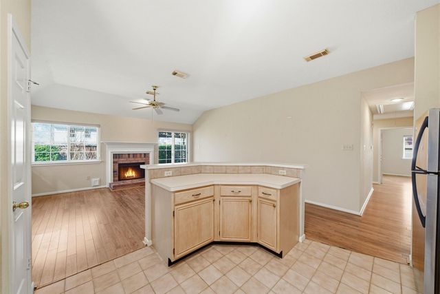 16042 Brittany Knoll Drive, Houston, TX 77095