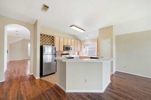 16042 Brittany Knoll Drive, Houston, TX 77095