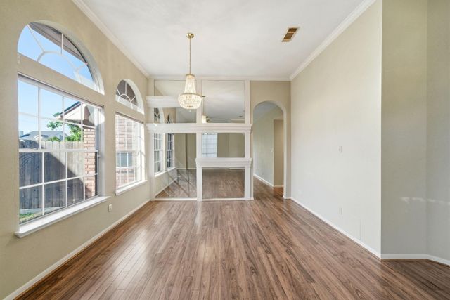 16042 Brittany Knoll Drive, Houston, TX 77095