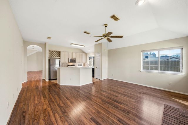 16042 Brittany Knoll Drive, Houston, TX 77095