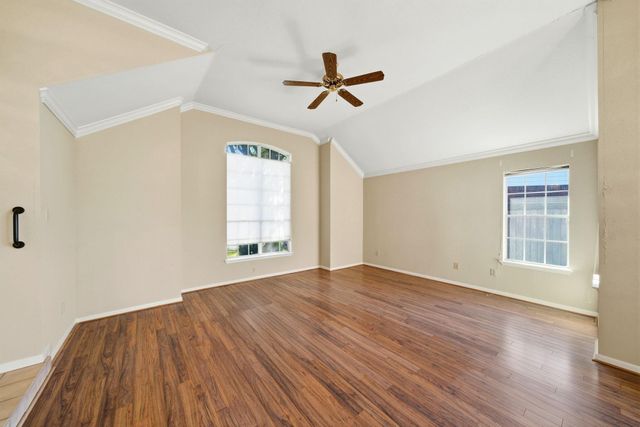 16042 Brittany Knoll Drive, Houston, TX 77095