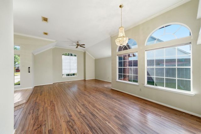 16042 Brittany Knoll Drive, Houston, TX 77095