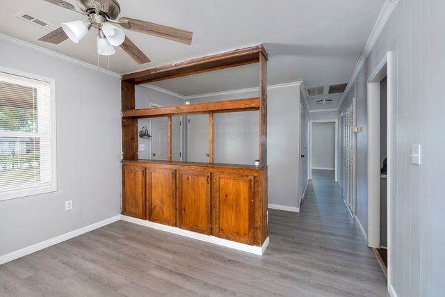 1001 E Sherwood Drive, Sumter, SC 29153