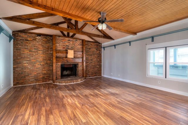 1001 E Sherwood Drive, Sumter, SC 29153