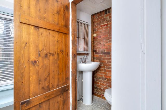 1001 E Sherwood Drive, Sumter, SC 29153