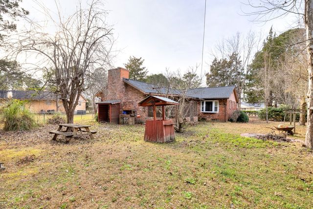 1001 E Sherwood Drive, Sumter, SC 29153