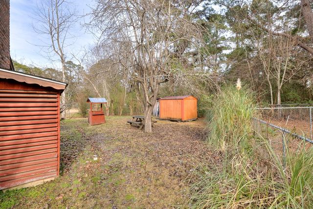 1001 E Sherwood Drive, Sumter, SC 29153