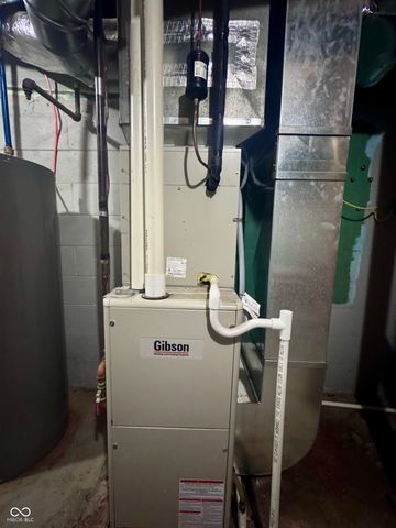 110 S West Street, Crawfordsville, IN 47933