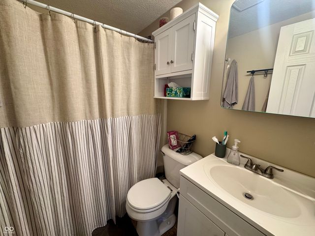 110 S West Street, Crawfordsville, IN 47933