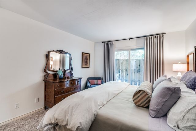 5833 Copperwood Lane 1132, Dallas, TX 75248