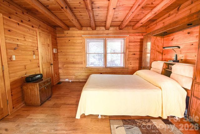 198 Ball Hill Place, Marshall, NC 28753