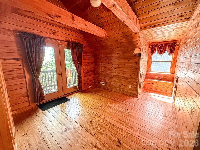 198 Ball Hill Place, Marshall, NC 28753