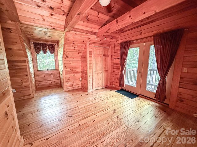 198 Ball Hill Place, Marshall, NC 28753