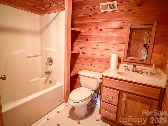 198 Ball Hill Place, Marshall, NC 28753
