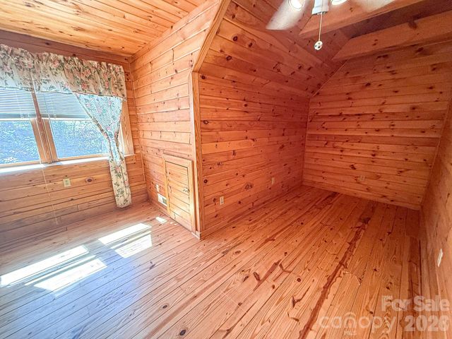 198 Ball Hill Place, Marshall, NC 28753