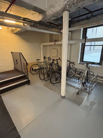 15 Park Drive 7, Boston, MA 02215