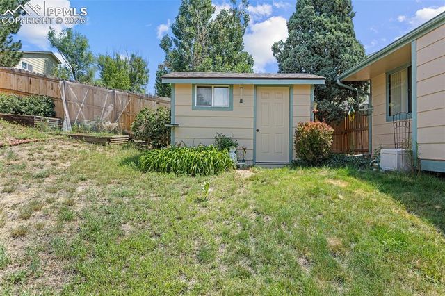 3350 Lynnwood Way, Colorado Springs, CO 80918