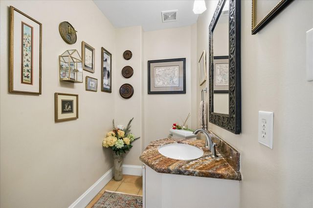 6635 Minola Street, Houston, TX 77007