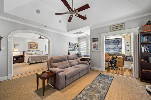 6635 Minola Street, Houston, TX 77007