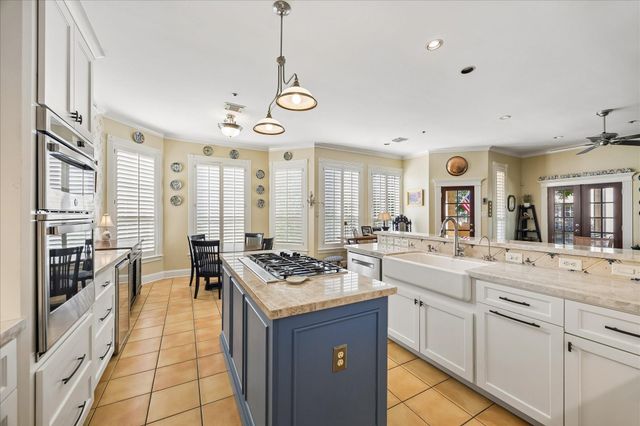 6635 Minola Street, Houston, TX 77007