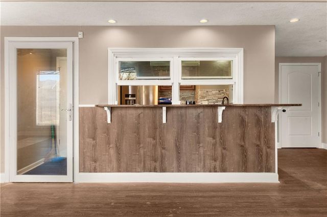 22905 E 42nd St Court, Blue Springs, MO 64015