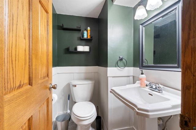 1308 N 16th St, Superior, WI 54880