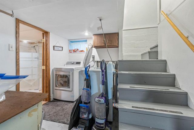 1308 N 16th St, Superior, WI 54880