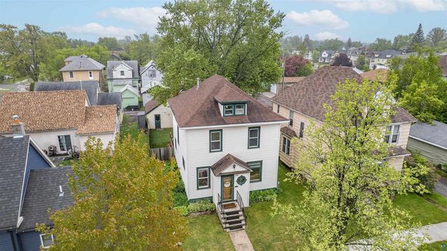 1308 N 16th St, Superior, WI 54880