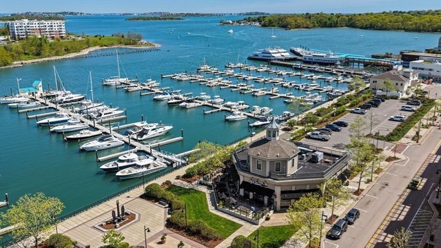 10 Shipyard Dr 511, Hingham, MA 02043