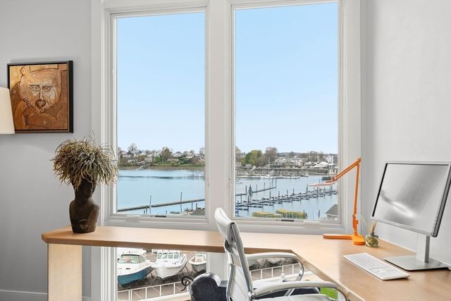 10 Shipyard Dr 511, Hingham, MA 02043