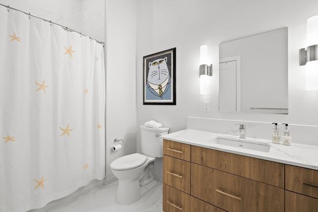 10 Shipyard Dr 511, Hingham, MA 02043